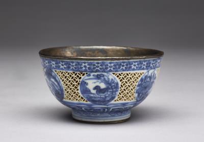 图片[2]-Bowl with flowers and birds decoration and panels of openwork in underglaze blue, Ming dynasty, Wanli reign (1573-1620)-China Archive